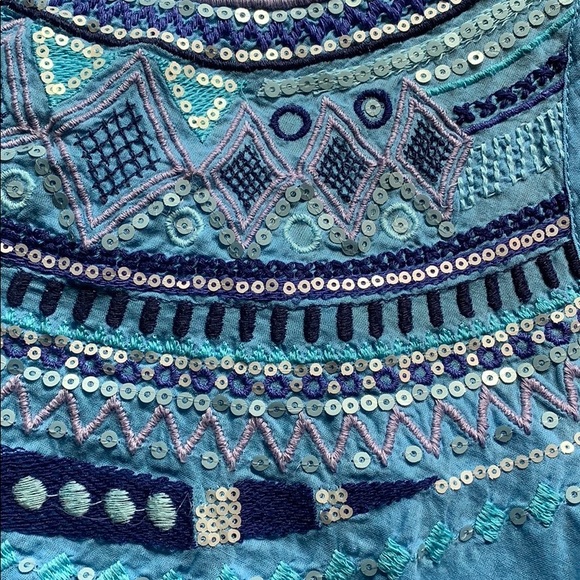 Boho Blouse - blue lacey back embroidery - Picture 4 of 8